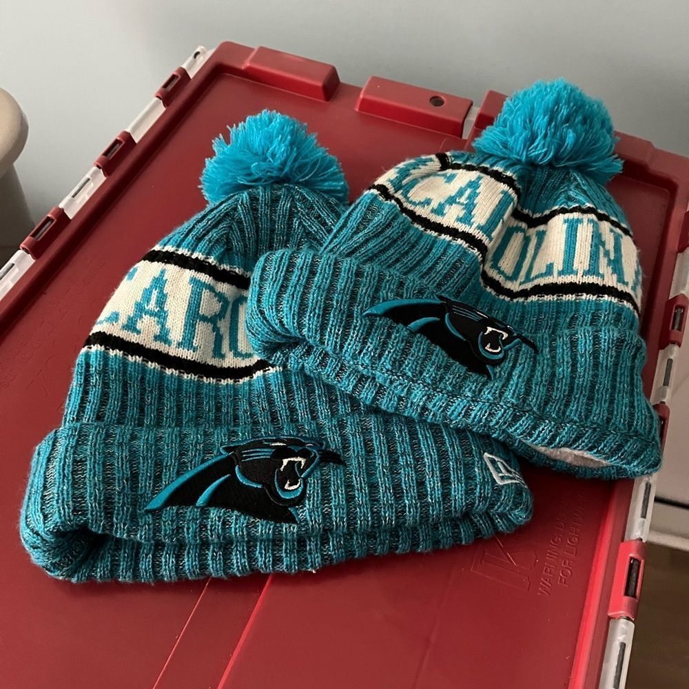 New Era Lining lined Carolina Panthers NFL Knit Ski Snowboard Beanie Pom Cap Hat